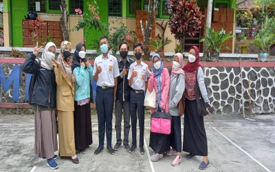 “TIM PEMILOS LUAR BIASA”